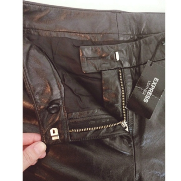 Express 100% leather black biker pants 4/5 NWT - Picture 8 of 8